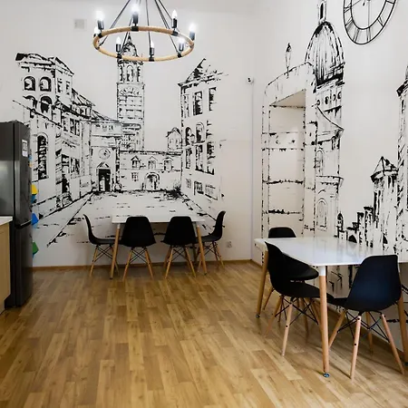 Albergue Fivehostel *