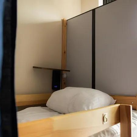 Albergue Fivehostel *