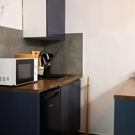 Fivehostel Albergue